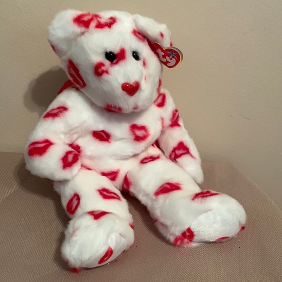 Ty Other - Smooch Whit Bear w/Red Lips All Over Beanie Buddy